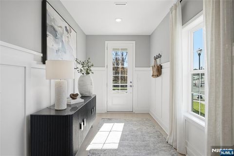 6 Belmont Place Oakland NJ 07036