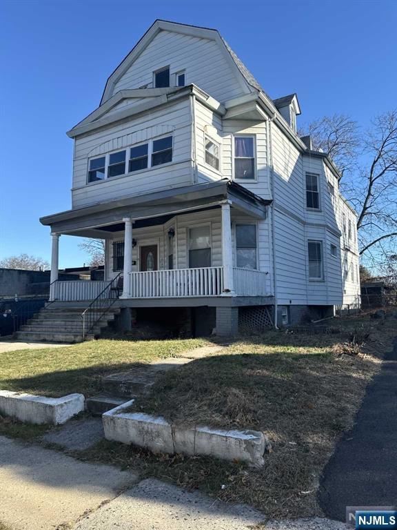 2 Hawthorne Place