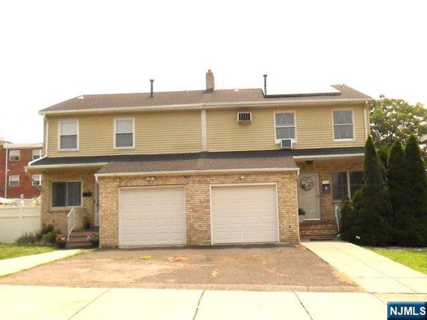 This move-in ready center hall colonial sits on almost an acre of property located on one of the nicest cul de sac streets in Scotch Plains! Beautiful hardwood floors throughout, updated baths & a stunning chef's kitchen addition, and a breakfast room with gorgeous views of the park-like yard. Fabulous family room with a wood-burning fireplace off the kitchen. A full finished basement with an exercise & recreation area. A Two-tiered patio perfect for entertaining, with a semi-private area with a hot tub. This home includes a Brinks Alarm system, a ring camera system around the perimeter of the home, an inground sprinkler system, a gas connection near the patio for a grill, & an electric car charger in the garage. Excellent rated schools. Full day kindergarten. 30 min to Newark International Airport. Commute to NYC via bus to Port authority or take the train from nearby Fanwood or Metropark stations. ** The sellers will be reviewing offers on Tuesday at 6 PM.