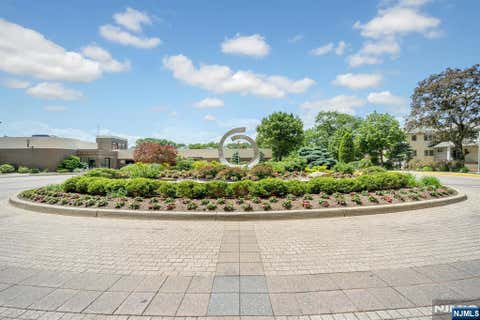 Photo of 1530 Palisade AVE #8K, Fort Lee, NJ 07024 (MLS # 26027902)