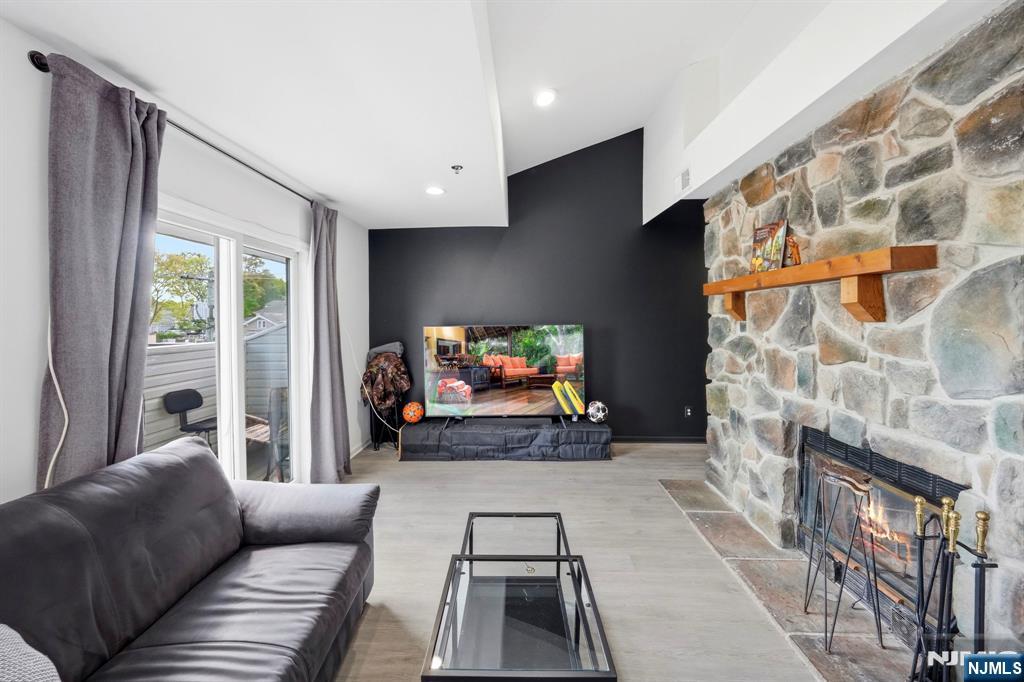 142 Main Avenue 1C