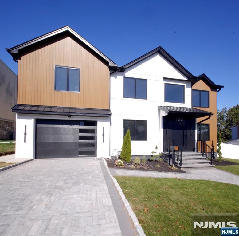 166 Elmwood Drive
