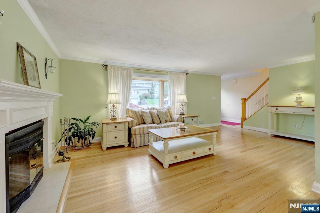 147 Lincoln Place
