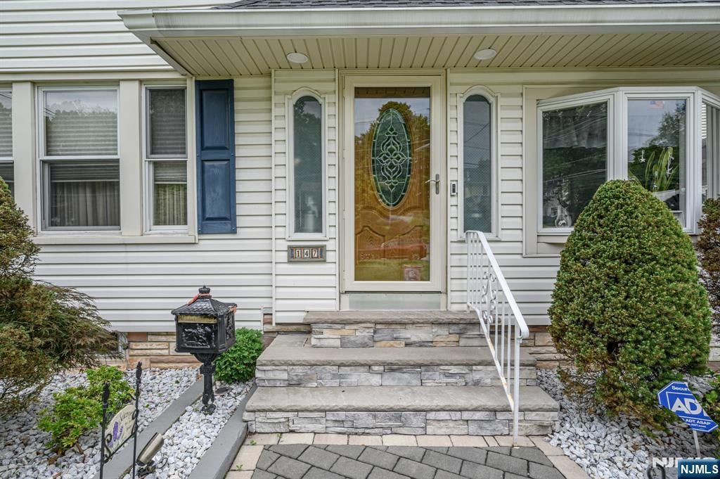 147 Claremont Avenue
