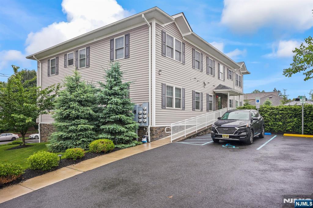 55 Watchung Avenue