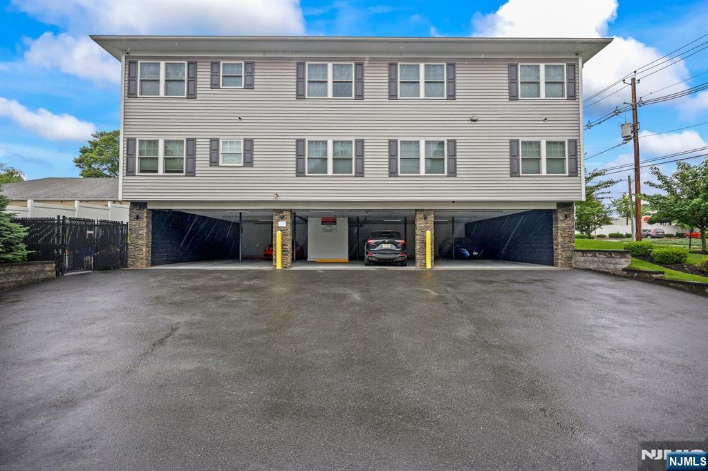 55 Watchung Avenue