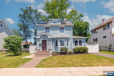 Photo of 330 Simons AVE, Hackensack, NJ 07601 (MLS # 26033467)