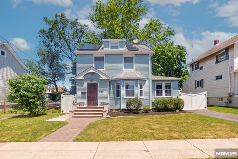 Photo of 330 Simons AVE, Hackensack, NJ 07601 (MLS # 26033467)