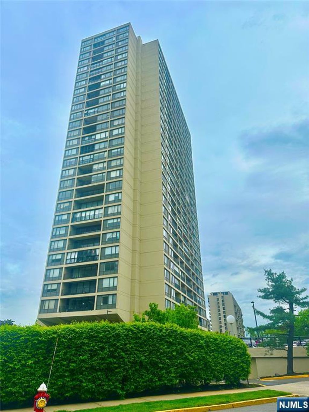 Photo of 6 Horizon Road #1204, Fort Lee, NJ 07024 (MLS # 26001624)