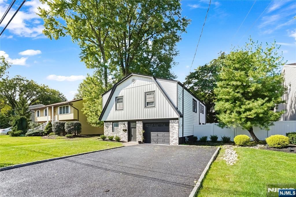 Homes for Sale in Northern NJ | ThisIsRiverEdge.com 26 Pavonia Avenue