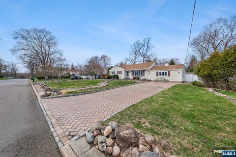 Photo of 576 Thurnau Drive, River Vale, NJ 07675 (MLS # 26011305)