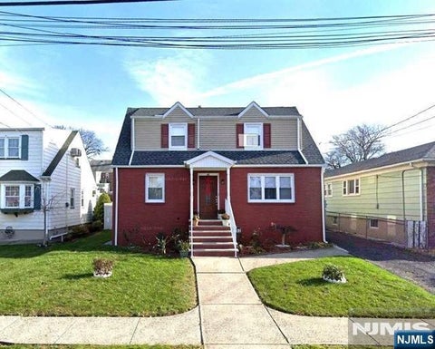 Photo of 62 Devon St, North Arlington, NJ 07031 (MLS # 26041017)