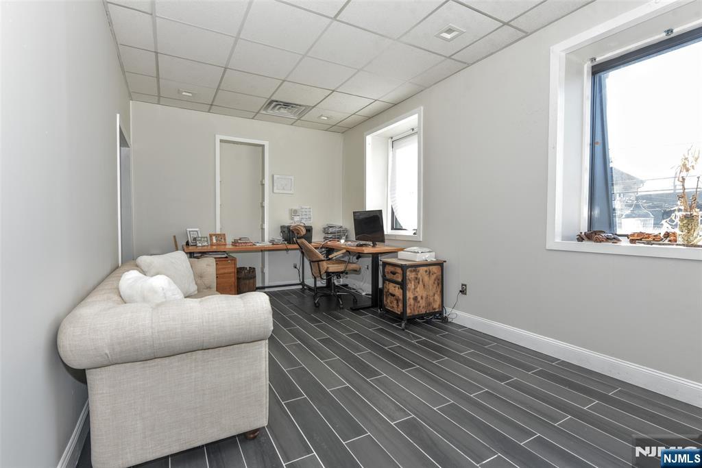 301 Hoboken Road 2