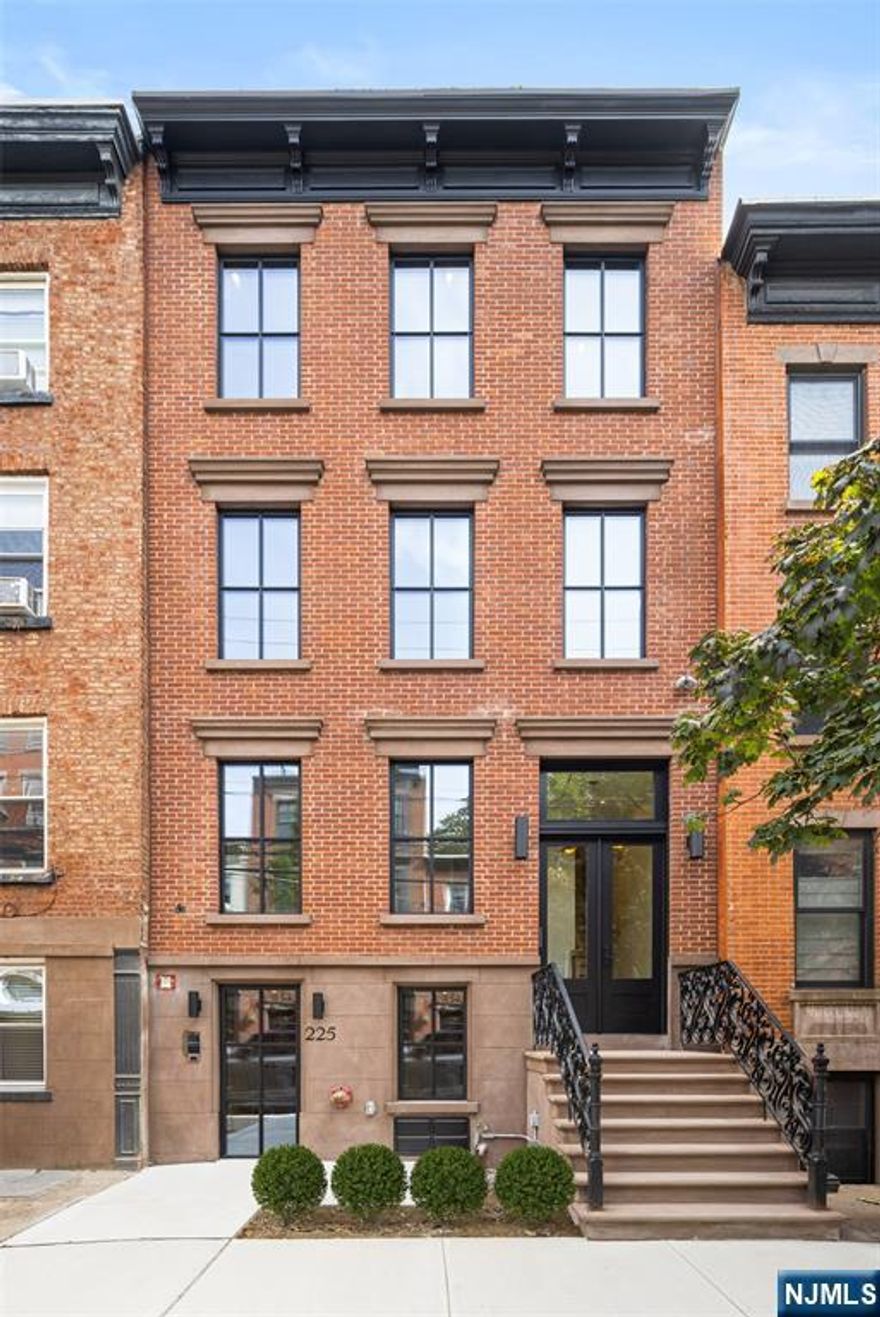 225 Park Avenue is another outstanding new development project by HRG Development. Taking design cues from the historic neighborhood and led by exacting detail and quality craftsmanship, this bespoke ground up new construction 4 bedroom, 3 bathroom luxury duplex residence feature large open floor plan with private roof deck, state-of-the-art designer kitchen and bathroom with all the benefits of a newly constructed steel and concrete building with commercial elevator and triple pane windows in a convenient downtown location.