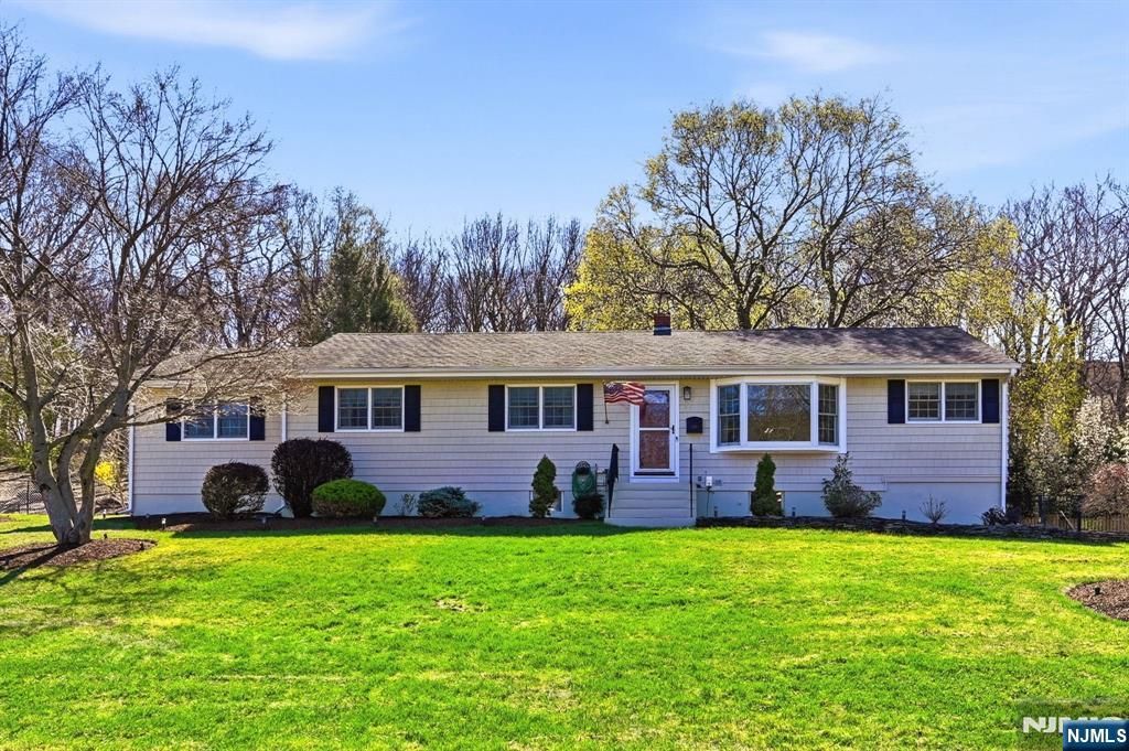 Photo of 165 Page Drive, Oakland, NJ 07436 (MLS # 26012543)