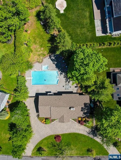 36 Thackeray Drive Millburn NJ 07078