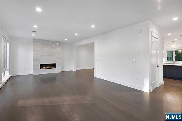 303 4th Street A