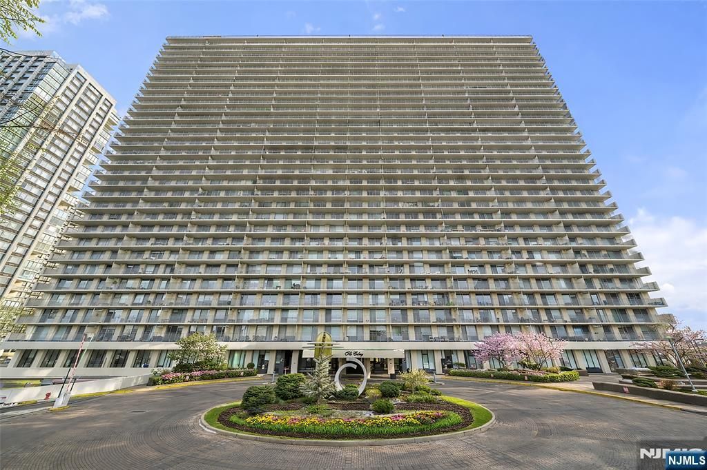 Photo of 1530 Palisade Avenue #23E, Fort Lee, NJ 07024 (MLS # 26002720)