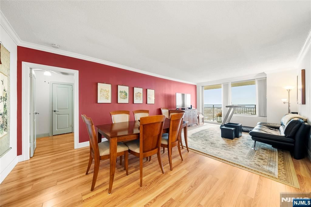 Photo of 1530 Palisade Avenue #23E, Fort Lee, NJ 07024 (MLS # 26002720)