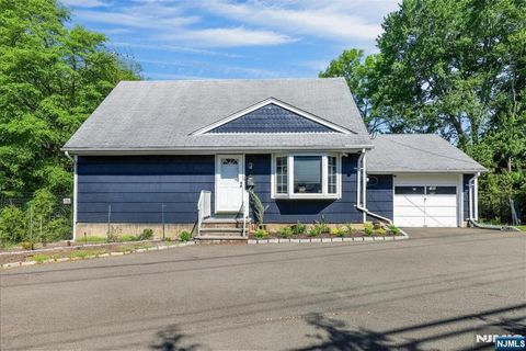 Photo of 497 Tappan Road, Norwood, NJ 07648 (MLS # 26018127)