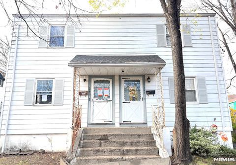 Photo of 243 15th Street, Bloomfield, NJ 07003 (MLS # 25042538)