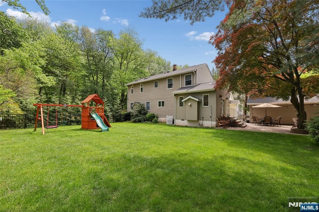 Photo of 50 Whitman Street, Haworth, NJ 07641 (MLS # 26017606)