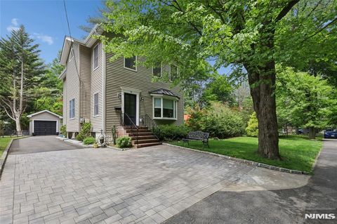 Photo of 50 Whitman Street, Haworth, NJ 07641 (MLS # 26017606)