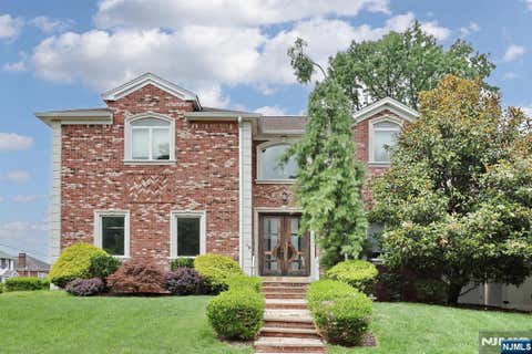 Photo of 39 Burton Avenue, Hasbrouck Heights, NJ 07604 (MLS # 26025047)