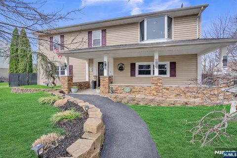 85 Larsen Road West Milford NJ 07480