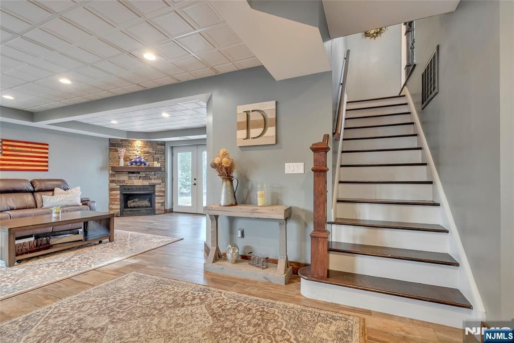 Photo of 85 Larsen Road, West Milford, NJ 07480 (MLS # 26011577)