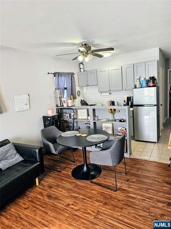 449 Washington Ave 10, Belleville, New Jersey - 1 Bedrooms  
1 Bathrooms  
4 Rooms - 