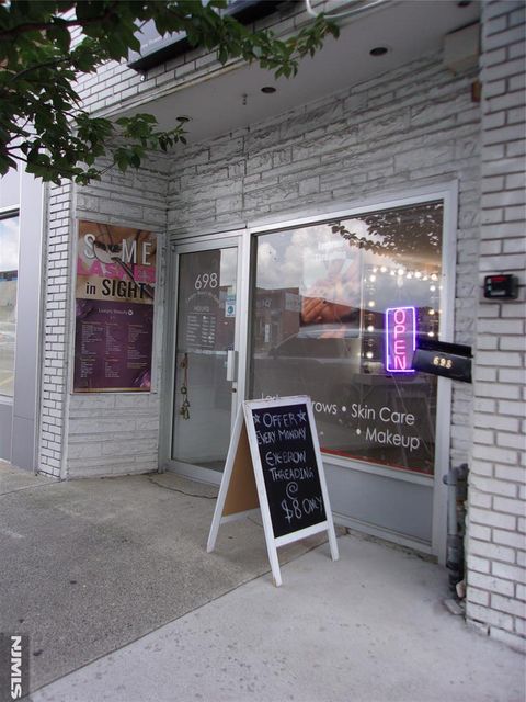 Photo of 698 Anderson Avenue, Cliffside Park, NJ 07010 (MLS # 25030194)