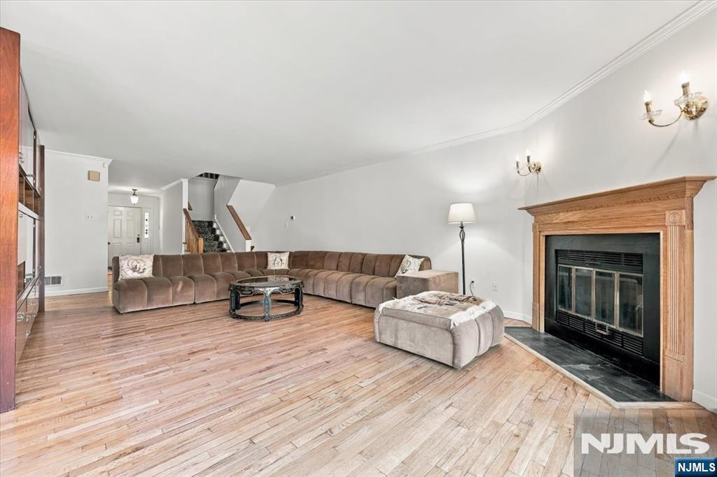 173 Winchester Court 173E