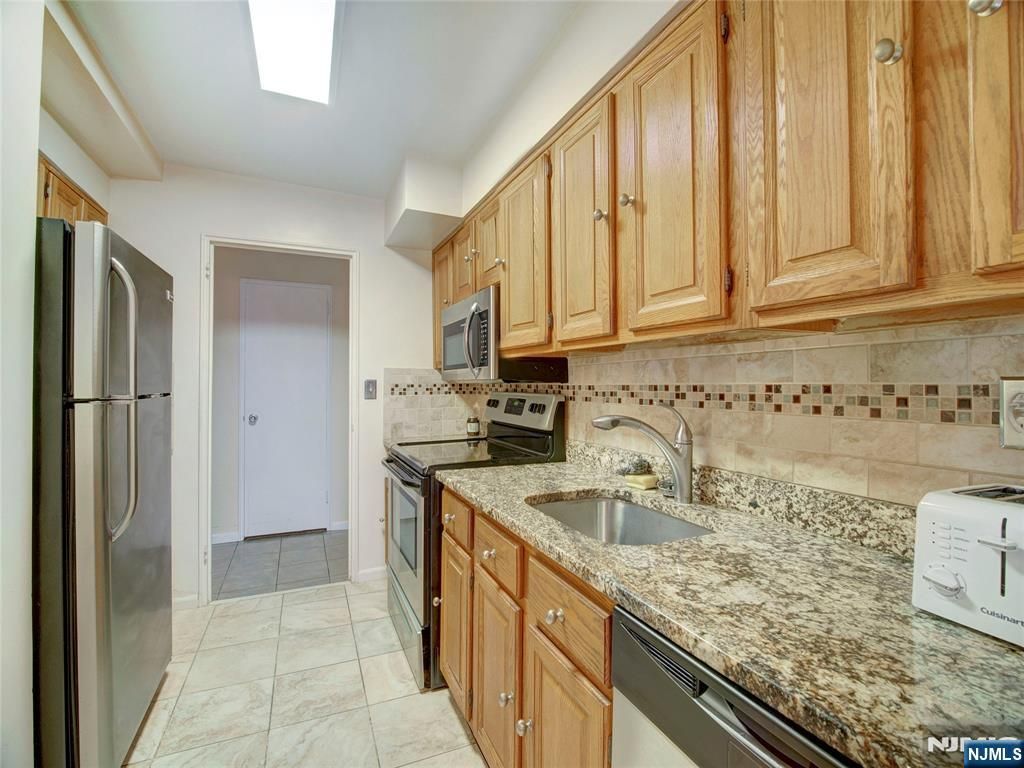 Photo of 377 S Harrison Street #9E, East Orange, NJ 07018 (MLS # 26008479)