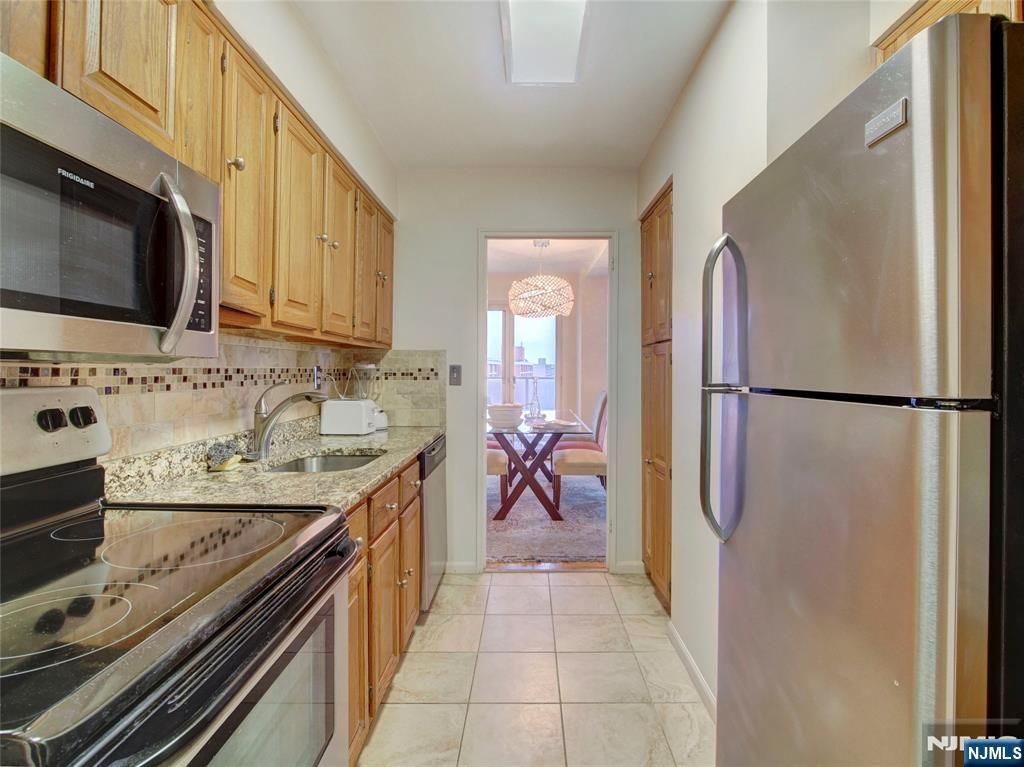 Photo of 377 S Harrison Street #9E, East Orange, NJ 07018 (MLS # 26008479)