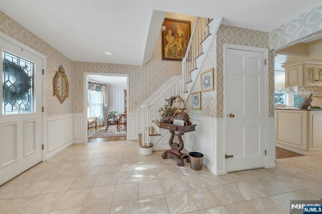 Photo of 89 Barrett Lane, Wyckoff, NJ 07481 (MLS # 26002067)