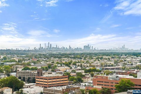 Photo of 160 Overlook Avenue #20D, Hackensack, NJ 07601 (MLS # 25030231)