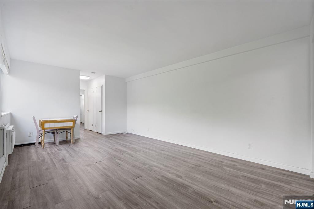 2345 Linwood Avenue 6H