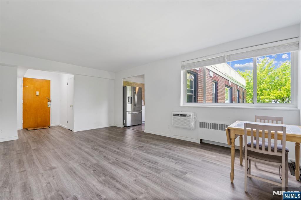 2345 Linwood Avenue 6H
