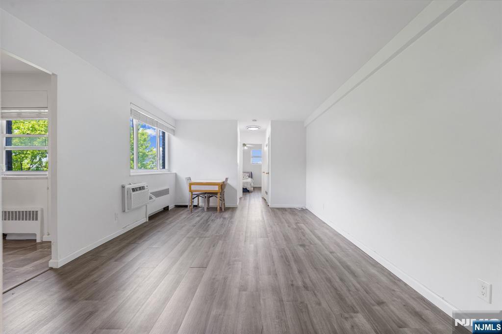2345 Linwood Avenue 6H