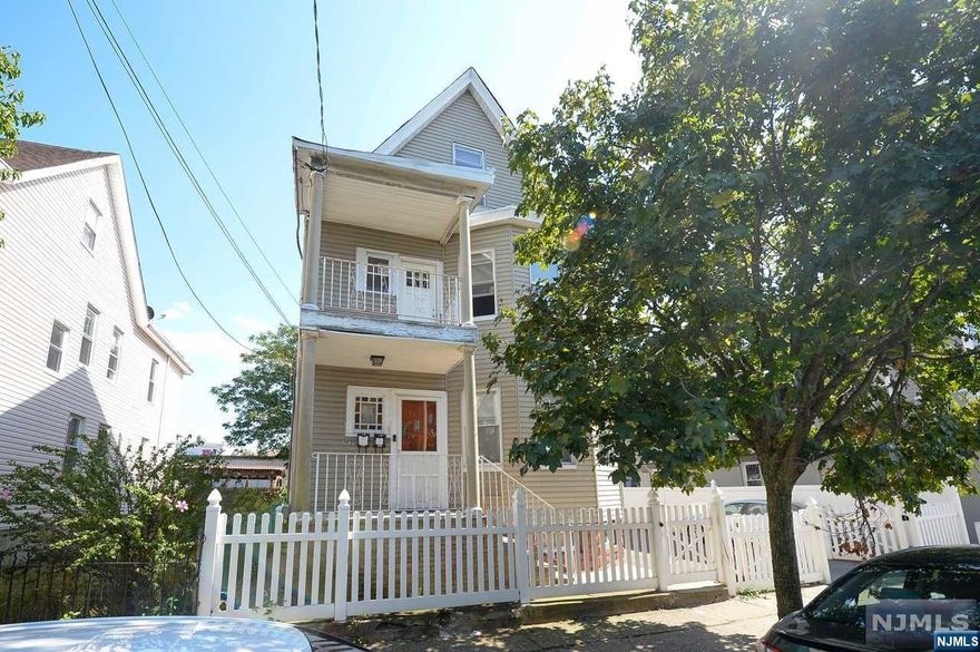 2 Family House with a huge parking lot. Open House, Saturday September 16,2023 1pm-3pm.