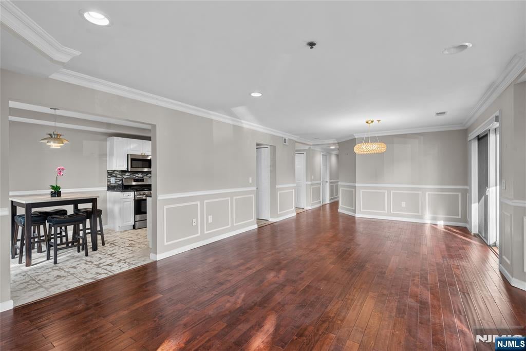 304 Smith Court 304