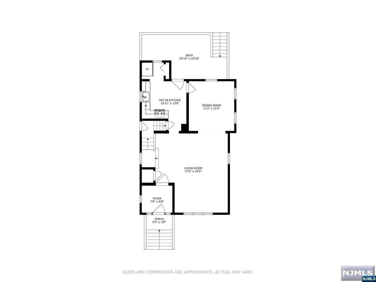 Main image without alt text