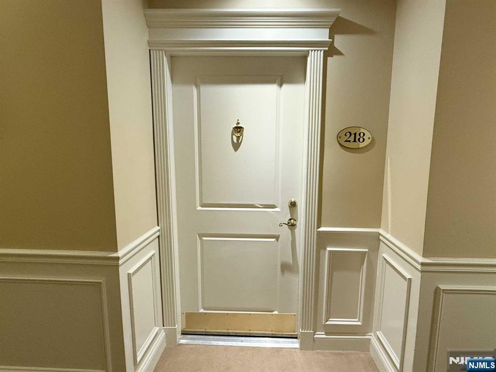 175 Rochelle Avenue 218