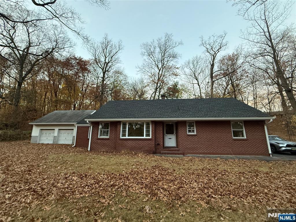 Rental Property at 59 Circle Ave, Haledon, New Jersey - Bedrooms: 3 
Bathrooms: 2 
Rooms: 8  - $4,000 MO.