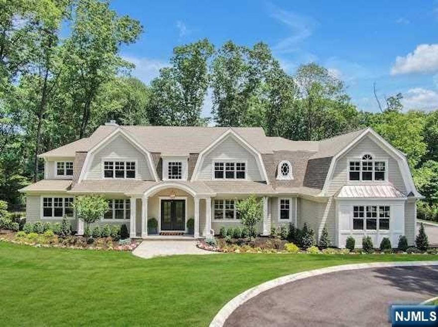 BEAUTIFUL NEW CONSTRUCTION HOME SITUATED ON QUIET CUL-DE-SAC IN DESIRABLE WEST GATE OF URBAN FARMS! THIS HOME OFFERS IMMACULATE CURB APEAL AND +/- 10,000 of LUXURY FINISHED SPACE ON ALL 3 LEVELS WITH OPEN CONCEPT FLOOR PLAN, VOLUME CEILINGS, AN ABUNDANCE OF WINDOWS AND NATURAL LIGHT. FIRST FLOOR SHOWCASES GRAND ENTRY FOYER, FORMAL LIVING RM AND DINING RM, FIRST FLOOR GUEST QUARTERS, OFFICE, FAMILY ROOM, CUSTOM HIGH END KITCHEN WITH GLASS DOORS OPENING UP TO PARKLIKE LEVEL BACKYARD WITH COVERED BLUESTONE PATIO, OUTDOOR KITCHEN AND FIREPLACE, BRAND NEW SALTWATER GUNITE POOL AND SPA.SECOND FLOOR OFFERS All BEDROOMS WITH PRIVATE ENSUITES, BONUS ROOM AND LAUNDRY. PRIMARY SUITE OFFERS HUGE MASTER CLOSET WITH CENTER ISLAND AND LUXURY BATH. FINISHED BASEMENT WITH FULL BATH