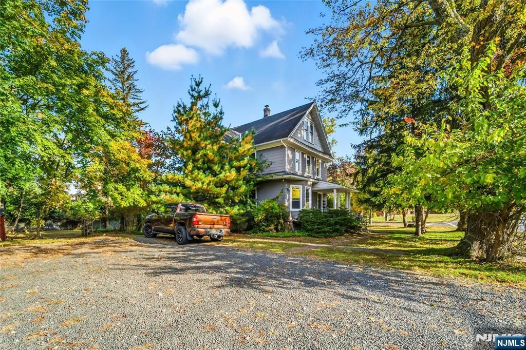 Photo of 150 Tappan Road, Harrington Park, NJ 07640 (MLS # 25038927)