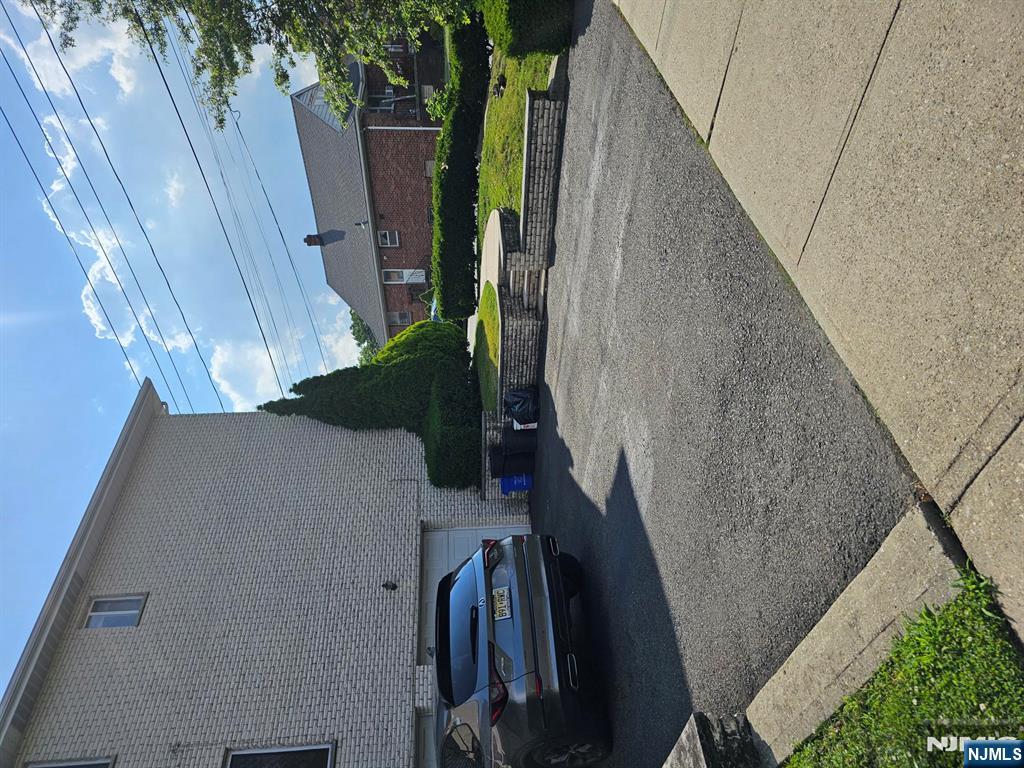 440 Brinckerhoff B