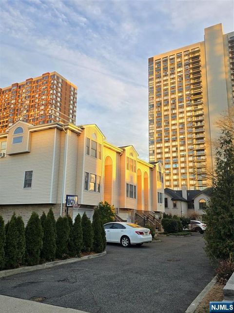 Photo of 150 English St, Fort Lee, NJ 07024 (MLS # 25043716)