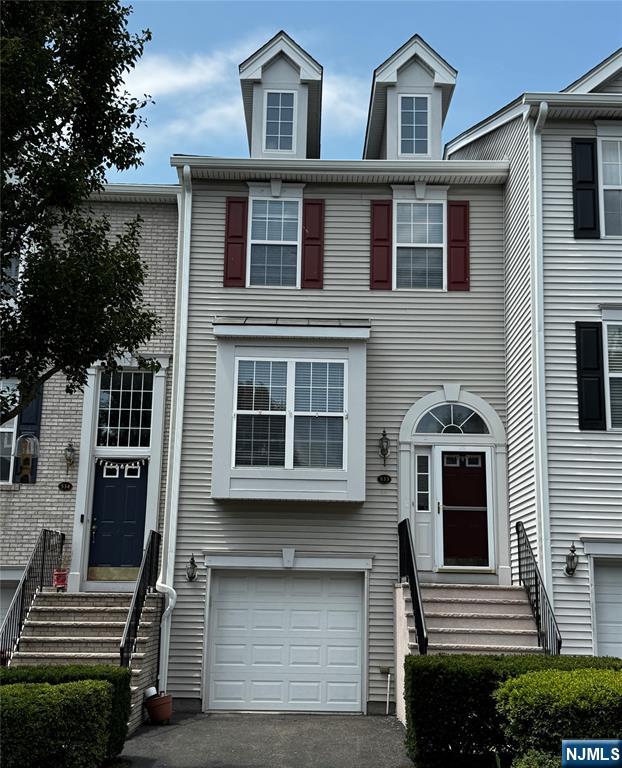 533 Coventry Drive